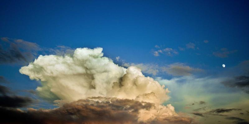 内向者婚恋交友指南：在社交平台与约会中寻找舒适真诚的连接方式